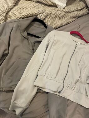 Lululemon half zip and Jacket. Ribbed Zip Jacket in Bone, half zip in a greish.